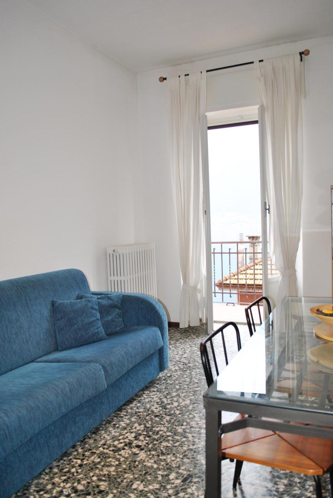 The Romantic Village House - Apartments With Lake View Colonno Экстерьер фото